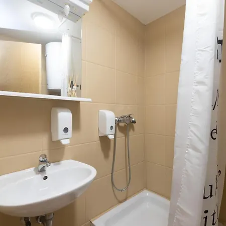 Roccia Hotel 3*