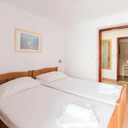 Roccia 3* Novigrad (Dalmatia)