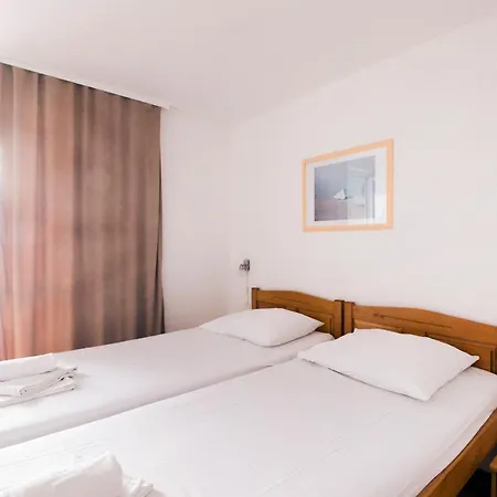 Roccia ノビグラード・ダルメーシャ