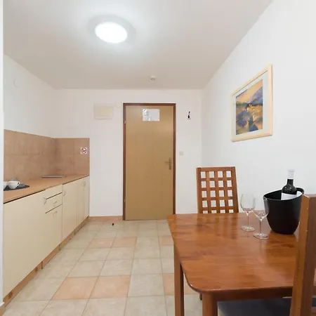 Roccia 3* Novigrad (Dalmatia)