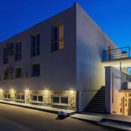 Roccia Hotel