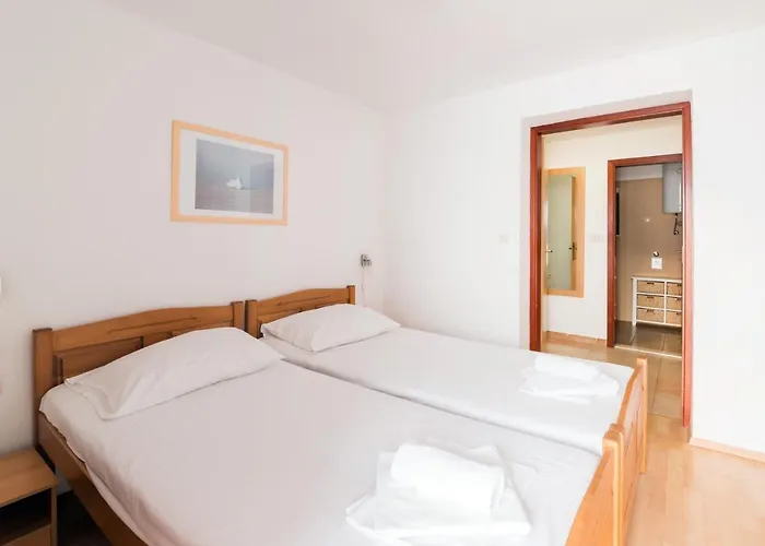 Roccia 3* Novigrad (Dalmatia)