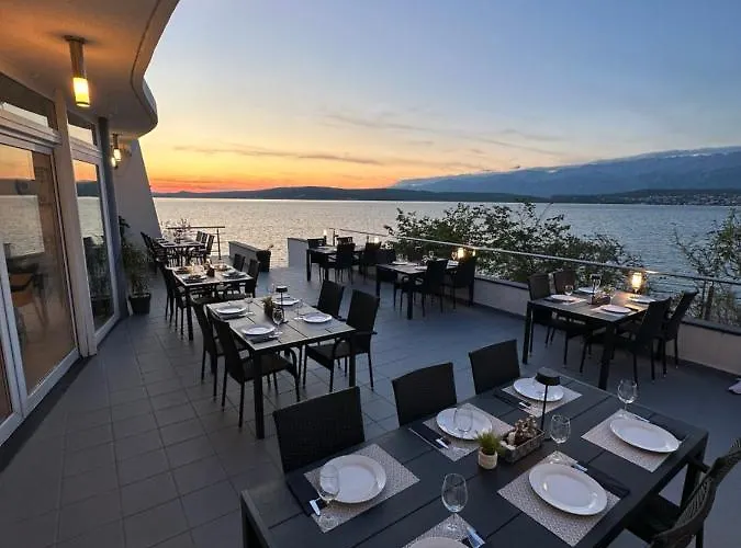 Hotel Roccia Novigrad (Dalmatia)